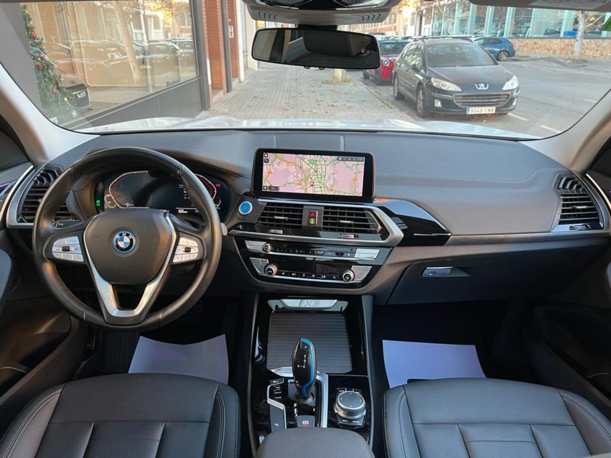 BMW iX3 80 kWh